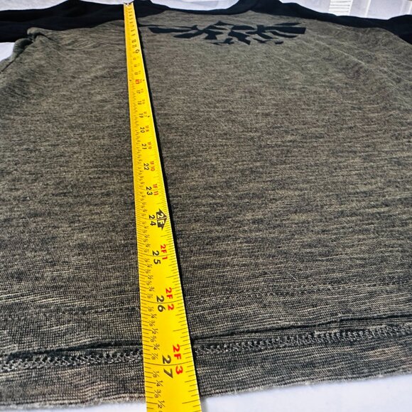 The Legend of Zelda - Triforce Long Sleeve T-Shirt - Size Medium - Nintendo - Picture 5 of 7